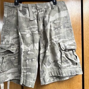 Urban Pipeline Gray Cargo Shorts